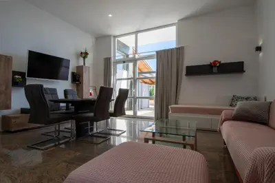TV i/ili zabavni centar u objektu Apartments Lantina