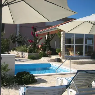Apartments Sinisa