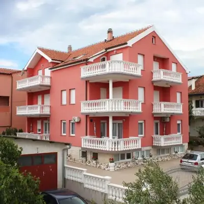 Apartments with a parking space Vodice - 6331