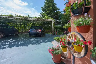 Pogled na rijeku u blizini privatnih smještaja