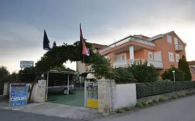 Zgrada u kojoj se nalazi privatni smještaj