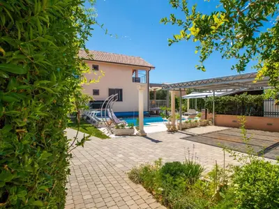 Bazen u objektu Apartment Johanna by Interhome ili u blizini