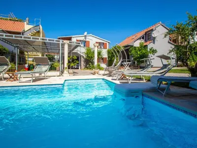 Bazen u objektu Apartment Johanna by Interhome ili u blizini
