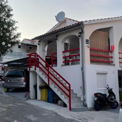 Zgrada u kojoj se nalazi apartman