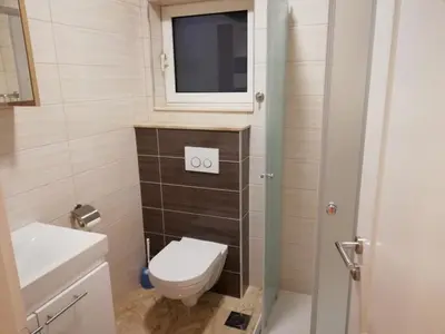 Kupaonica u objektu Apartmani Karla