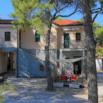 Apartments and rooms by the sea Rogoznica - 3266