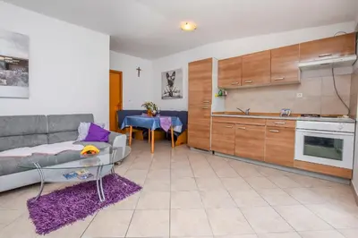 Kuhinja ili čajna kuhinja u objektu Apartments Kata