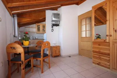 Kuhinja ili čajna kuhinja u objektu Apartments and rooms with parking space Vodice - 6260
