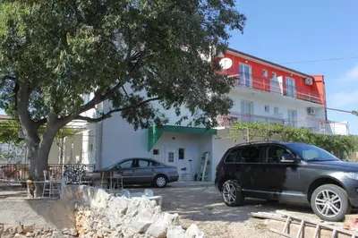 Zgrada u kojoj se nalazi apartman