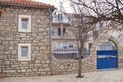 Zgrada u kojoj se nalazi apartman