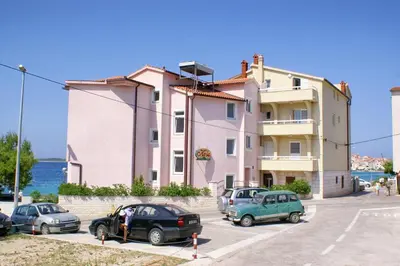 Zgrada u kojoj se nalazi apartman