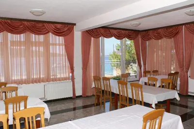 Restoran ili neka druga zalogajnica u objektu Apartments by the sea Primosten - 9687