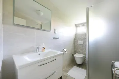 Kupaonica u objektu Apartments with parking space Vodice - 6271