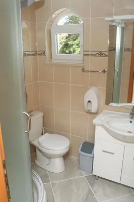 Kupaonica u objektu Apartments and rooms by the sea Rogoznica - 3097