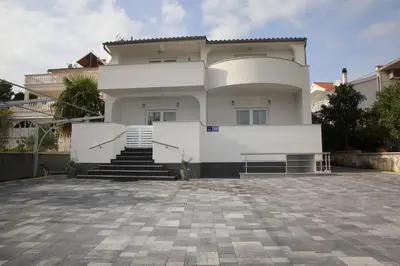 Zgrada u kojoj se nalazi apartman