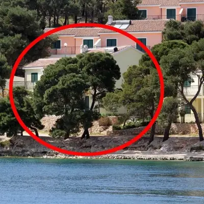 Apartments by the sea Rogoznica - 3199