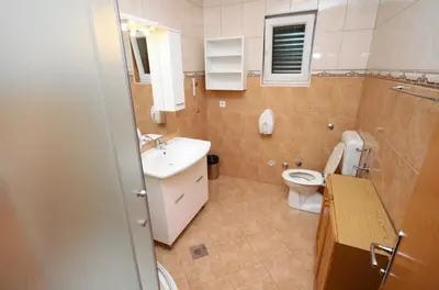 Kupaonica u objektu Apartments by the sea Rogoznica - 3198