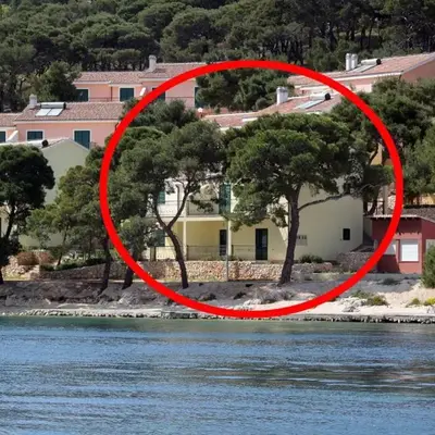 Apartments by the sea Rogoznica - 3198