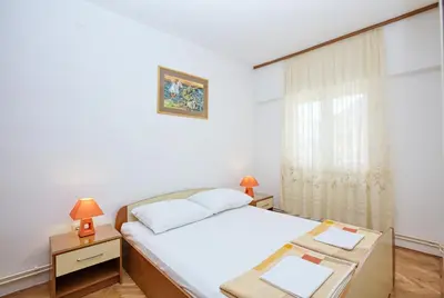 Krevet ili kreveti u jedinici u objektu Apartments with parking space Murter - 5088