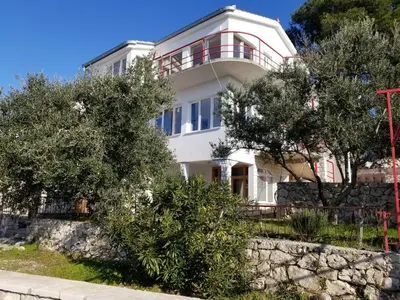 Zgrada u kojoj se nalazi apartman