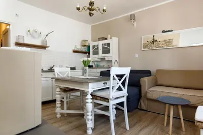 Kuhinja ili čajna kuhinja u objektu Drnis Dream House