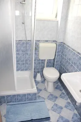 Kupaonica u objektu Apartment with Sea View in Zečevo Rogozničko – 65 sqm with Balcony