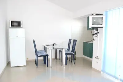 Kuhinja ili čajna kuhinja u objektu Cosy Apartment in Zečevo Rogozničko with Parking