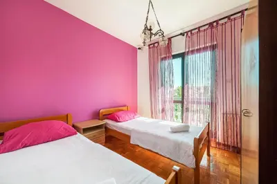 Krevet ili kreveti u jedinici u objektu Family friendly seaside apartments Zaton, Krka - 12416