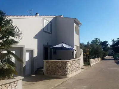 Zgrada u kojoj se nalazi apartman