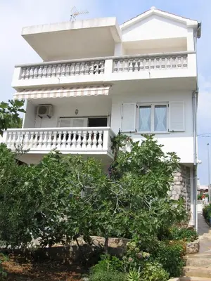Zgrada u kojoj se nalazi apartman