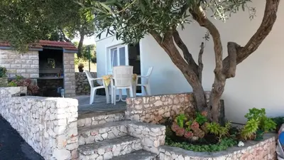 Vrt u objektu Apartments Primosten, Dolac