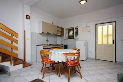 Kuhinja ili čajna kuhinja u objektu Seaside holiday house Murter - 5092