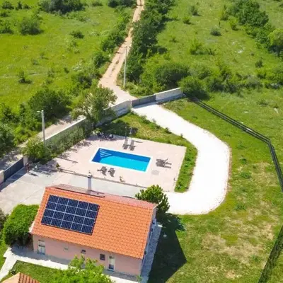 Villa Iris