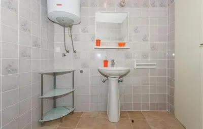 Kupaonica u objektu One-Bedroom Apartment In Rogoznica