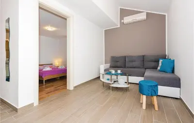 Krevet ili kreveti u jedinici u objektu Two-Bedroom Apartment In Dolac
