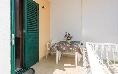 Balkon ili terasa u objektu Two-Bedroom Apartment In Rogoznica