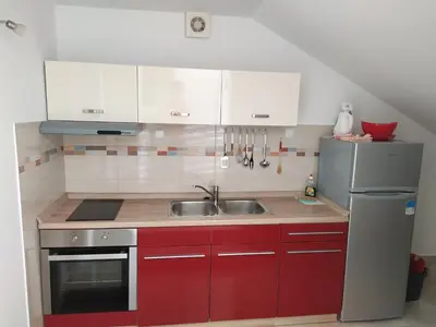 Kuhinja ili čajna kuhinja u objektu Apartmani Pilić Ljiljana
