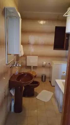 Kupaonica u objektu Apartmani Frkic