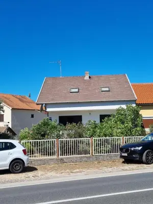 Zgrada u kojoj se nalazi apartman