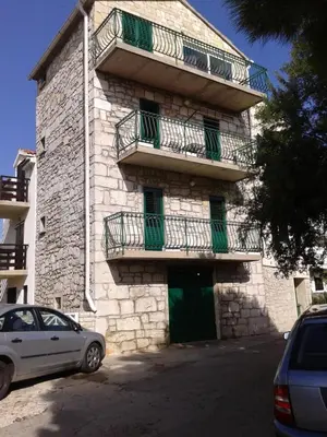 Zgrada u kojoj se nalazi apartman