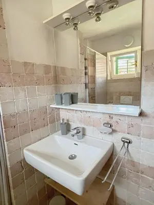 Kupaonica u objektu Apartment Dalmatera