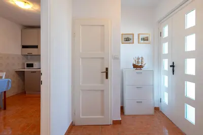 Kuhinja ili čajna kuhinja u objektu Korallion apartment