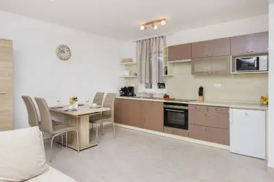 Kuhinja ili čajna kuhinja u objektu Apartmani Gabriella