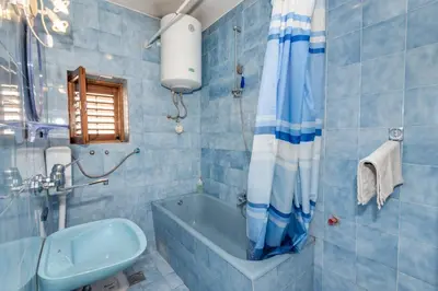 Kupaonica u objektu Lara Apartment