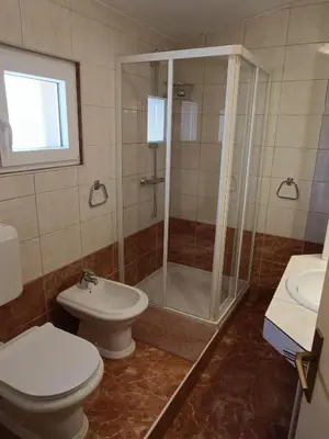 Kupaonica u objektu Apartmani Šprljan