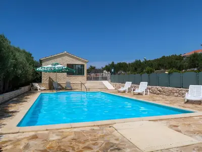 Bazen u objektu Holiday Home Camp Marko-2 by Interhome ili u blizini