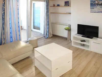 TV i/ili zabavni centar u objektu Apartment Andriana-2 by Interhome