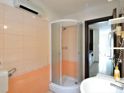 Kupaonica u objektu Apartment Josip-1 by Interhome