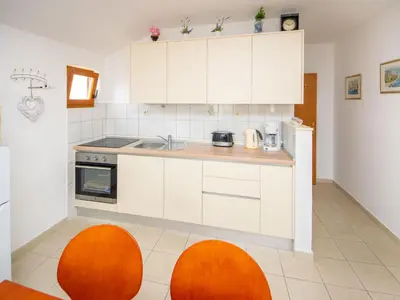 Kuhinja ili čajna kuhinja u objektu Apartment Antonio by Interhome
