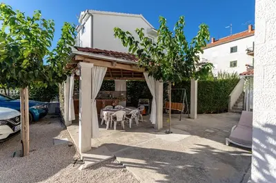 Zgrada u kojoj se nalazi apartman
